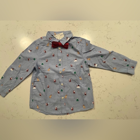 H&M Holiday Button Up Shirt w/bow tie - Picture 1 of 1